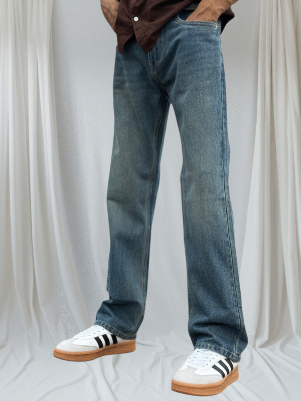 Non strech Raw wash straight fit dark dusty blue colour jean