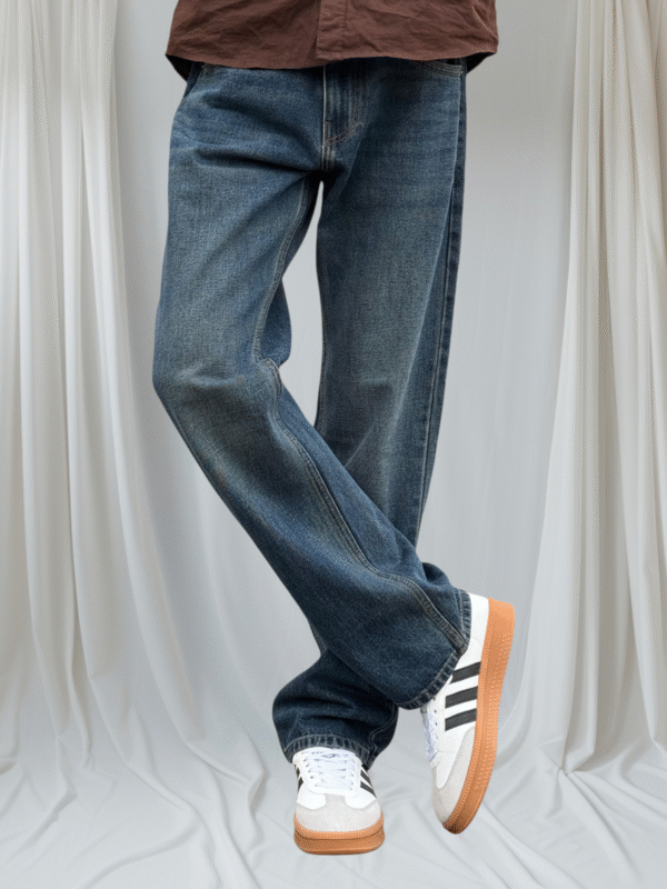 Non strech straight fit dark blue colour jean