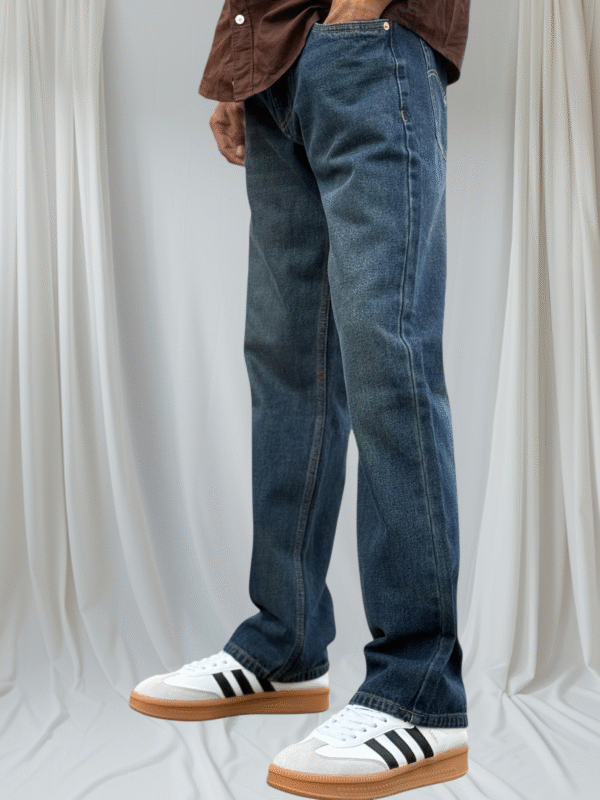 Non strech straight fit dark dusty blue colour jean