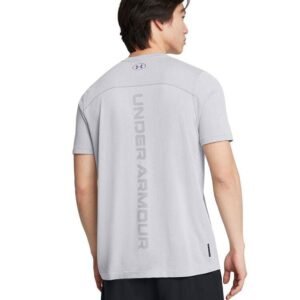 Under Armour sports t-shirt off-white with back logo print