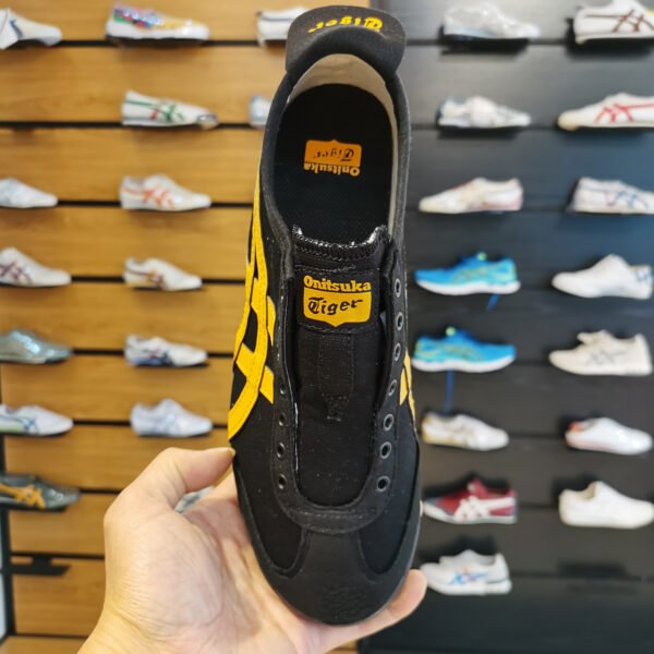 ONITSUKA TIGER SLIP-ON (Black/Yellow)