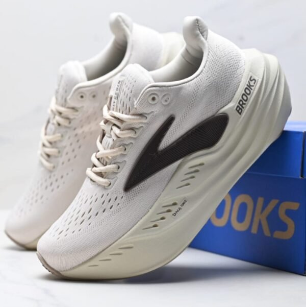 BROOKS SHOES